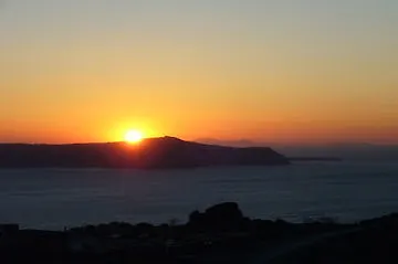 Astir Thira סנטוריני