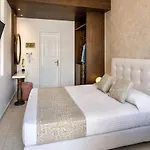 Astir Thira Hotel Firá
