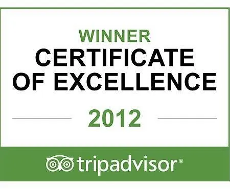 아스티르 티라 2* 산토리니