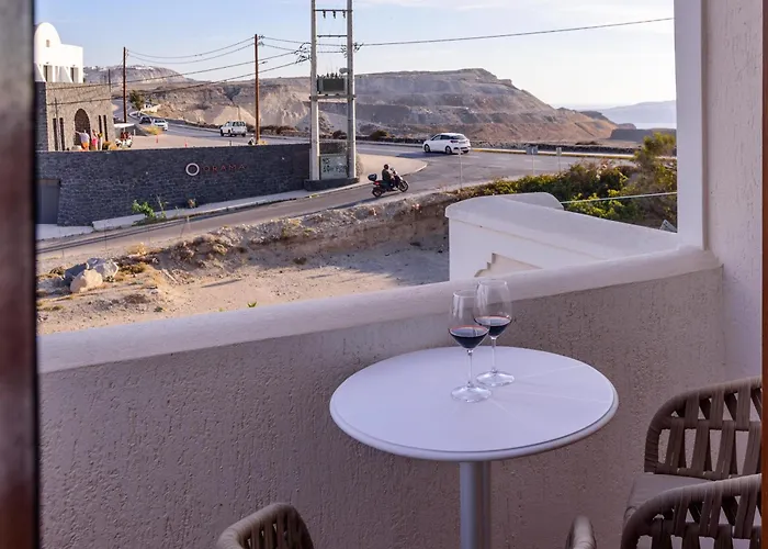 Astir Thira Hotel 2*