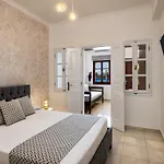 Hotell Astir Thira 2*