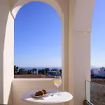 Astir Thira Hotell 2*